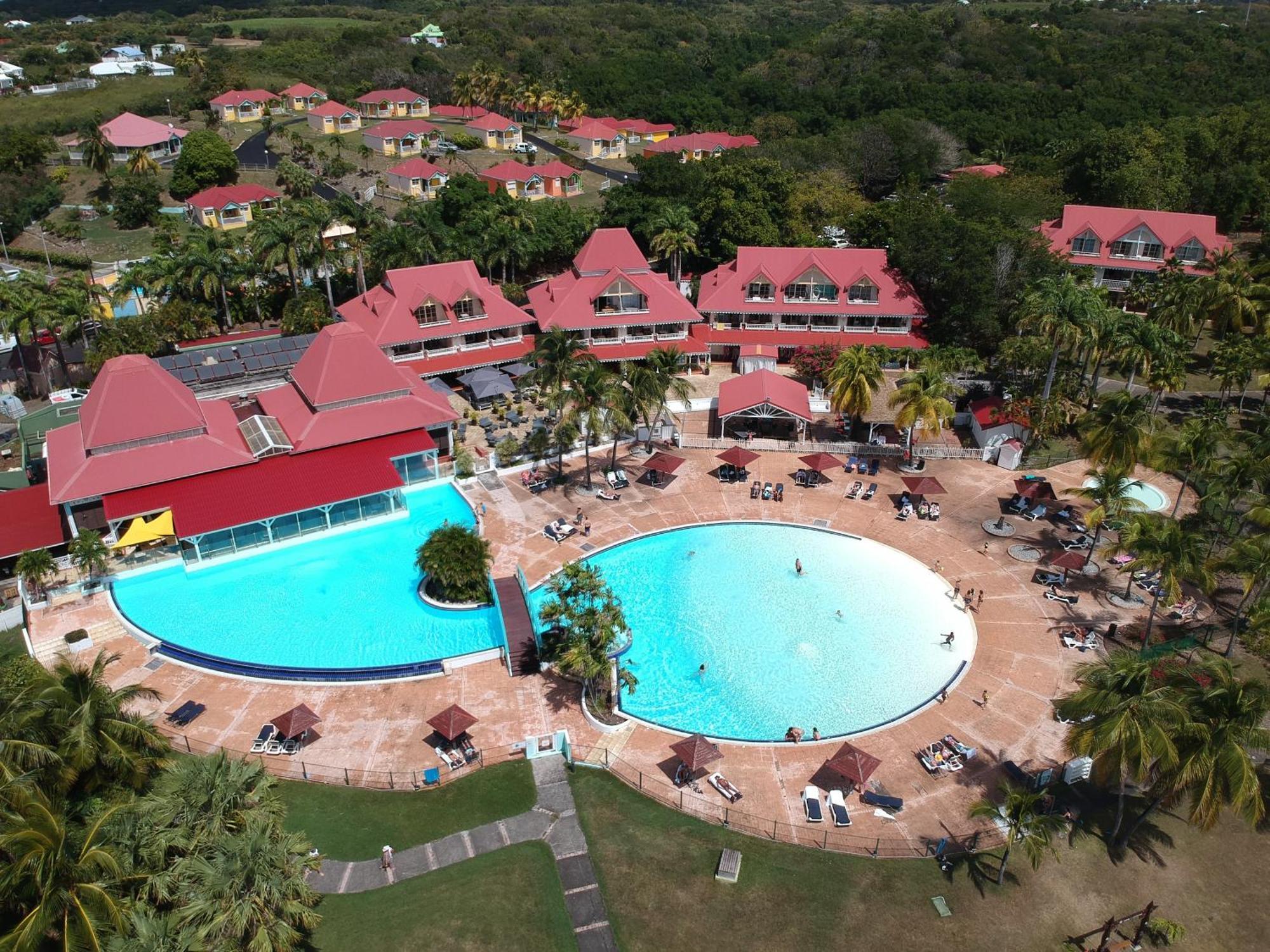 Appart T3 Village Vacances Sainte-Anne Courcelles ภายนอก รูปภาพ